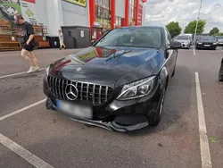 Schwarz Gebraucht 2017 Mercedes C180 Limousine | 17.400 € (Fairer Preis)
