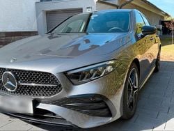 Grau Gebraucht 2023 Mercedes A220 AMG Limousine | 38.900 € (Teuer)