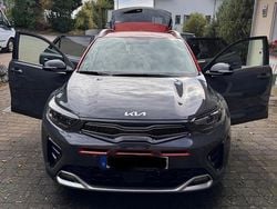 Grau Gebraucht 2022 Kia Stonic GT-Line SUV | 18.999 € (Etwas zu teuer)