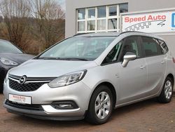 Silber Gebraucht 2017 Opel Zafira Active Van / Kleinbus | 12.290 € (Fairer Preis)