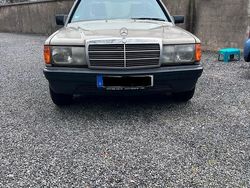 Grau Gebraucht 1987 Mercedes 190 Limousine | 1.850 €
