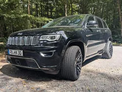 Schwarz Gebraucht 2017 Jeep Grand Cherokee SUV | 24.950 € (Etwas zu teuer)