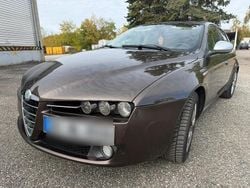 Braun Gebraucht 2008 Alfa Romeo 159 Distinctive Kombi | 3.870 € (Fairer Preis)