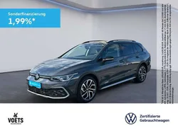 Delfingrau metallic Gebraucht 2024 VW Golf Alltrack Black Edition Kombi | 40.650 €