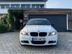 Weiß Gebraucht 2010 BMW 330 M Sport Kombi | 10.999 € (Etwas zu teuer)