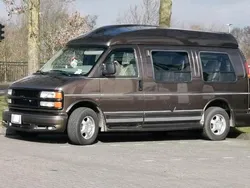 Braun Gebraucht 1999 Chevrolet Express Van | 18.900 €