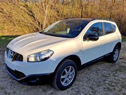 Weiß Gebraucht 2013 Nissan Qashqai 360º SUV | 5.985 € (Fairer Preis)