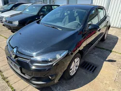Sternenschwarz Gebraucht 2015 Renault Mégane III Authentique Kleinwagen | 7.200 € (Fairer Preis)