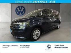 Blau Gebraucht 2024 VW Multivan Life Van / Kleinbus | 49.750 € (Superpreis)