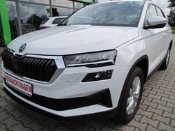 Weiß Gebraucht 2024 Skoda Karoq Ambition SUV | 29.990 € (Fairer Preis)