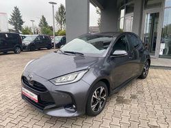 Grau Gebraucht 2024 Toyota Yaris Style Limousine | 19.999 € (Etwas zu teuer)