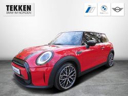 Rot Gebraucht 2021 Mini Cooper Classic Kleinwagen | 22.890 € (Teuer)