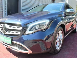 Cavansitblau metalliclack (metallic) Gebraucht 2017 Mercedes GLA220 Urban SUV | 22.299 € (Fairer Preis)