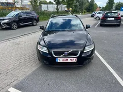 Schwarz Gebraucht 2010 Volvo V50 Momentum Kombi | 3.990 € (Guter Preis)