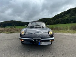 Schwarz Gebraucht 1989 Alfa Romeo Spider Cabrio | 10.900 €