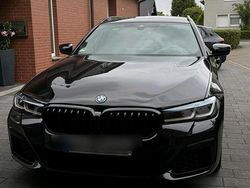 Schwarz Gebraucht 2021 BMW 530 M Sport Kombi | 37.000 € (Teuer)