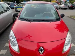 Rot Gebraucht 2010 Renault Twingo Kleinwagen | 1.500 €