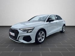 Gletscherweiß metallic Gebraucht 2023 Audi A3 S-Line Limousine | 31.900 € (Fairer Preis)