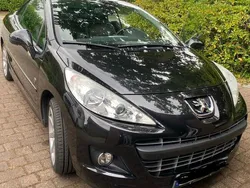 Schwarz Gebraucht 2010 Peugeot 207 CC Roland Garros Cabrio | 4.300 € (Guter Preis)