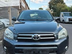 Grau Gebraucht 2007 Toyota RAV4 SUV | 5.290 € (Fairer Preis)