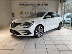 Weiß Gebraucht 2020 Renault Mégane IV Intens Limousine | 17.900 € (Fairer Preis)