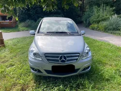 Grau Gebraucht 2009 Mercedes B170 Van / Kleinbus | 7.999 € (Fairer Preis)