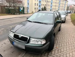 Andere außenfarben Gebraucht 2003 Skoda Octavia Kombi | 2.200 € (Fairer Preis)