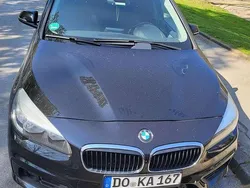 Schwarz Gebraucht 2015 BMW 218 Active Tourer Sport Line Van / Kleinbus | 8.500 € (Fairer Preis)