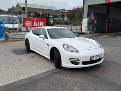 Weiß Gebraucht 2013 Porsche Panamera Limousine | 27.000 €