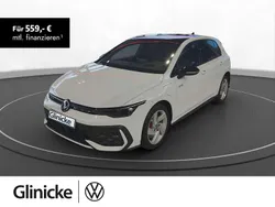 Pure white / schwarz Neu 2025 VW Golf VIII GTE Limousine | 44.850 € (Etwas zu teuer)