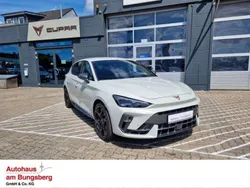 Grau Gebraucht 2024 Cupra Leon Limousine | 37.990 € (Teuer)