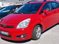 Rot Gebraucht 2008 Toyota Corolla Verso Van / Kleinbus | 1.750 € (Superpreis)