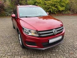 Wild cherry red Gebraucht 2013 VW Tiguan Trendline SUV | 9.999 € (Guter Preis)