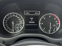 Weiß Gebraucht 2012 Mercedes B180 Van / Kleinbus | 7.800 € (Fairer Preis)