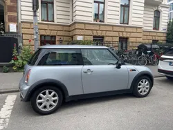 Grau Gebraucht 2003 Mini ONE Kleinwagen | 2.300 € (Guter Preis)
