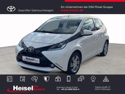 Pianosaweiß Gebraucht 2018 Toyota Aygo X-play Kleinwagen | 10.990 € (Teuer)