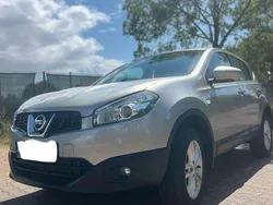 Grau Gebraucht 2013 Nissan Qashqai Acenta SUV | 7.900 € (Fairer Preis)