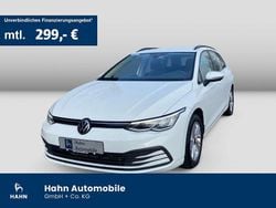 Weiß Gebraucht 2022 VW Golf VIII Life Kombi | 18.390 € (Fairer Preis)