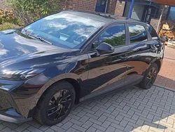 Schwarz Gebraucht 2022 MG MG4 EV Kleinwagen | 20.500 €