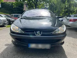 Schwarz Gebraucht 2003 Peugeot 206 Kleinwagen | 690 € (Guter Preis)