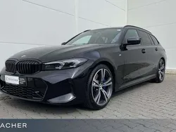 Saphirschwarz Gebraucht 2024 BMW 318 Shadowline Kombi | 40.299 € (Teuer)