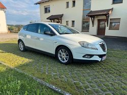 Weiß Gebraucht 2011 Lancia Delta Limousine | 3.500 € (Fairer Preis)