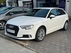 Ibisweiss Gebraucht 2020 Audi A3 Sportback g-tron Sport Limousine | 15.850 € (Superpreis)