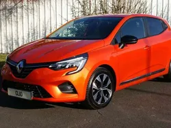 Valencia orange metallic Gebraucht 2022 Renault Clio V Evolution Kleinwagen | 14.150 € (Fairer Preis)