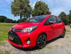 Rot Gebraucht 2015 Toyota Yaris Kleinwagen | 8.990 € (Fairer Preis)