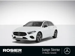 Weiss / polarweiß Gebraucht 2024 Mercedes A180 Advanced Plus Limousine | 29.890 € (Guter Preis)