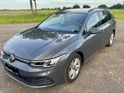 Gebraucht 2022 VW Golf VIII Life Kombi | 21.950 € (Guter Preis)