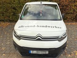 Weiß Gebraucht 2022 Citroën Berlingo Van / Kleinbus | 18.500 €