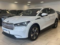Weiß moonweiss metallic Gebraucht 2024 Skoda Enyaq iV Loft SUV | 40.400 € (Superpreis)