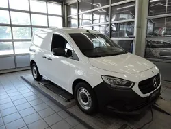 Weiss arktikweiß Gebraucht 2022 Mercedes Citan 112 Van / Kleinbus | 16.482 € (Guter Preis)
